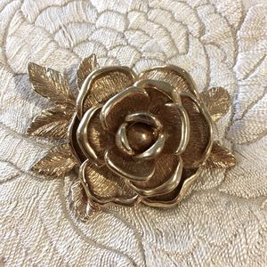 Vintage Sarah Coventry brooch, gold tone, rose pin